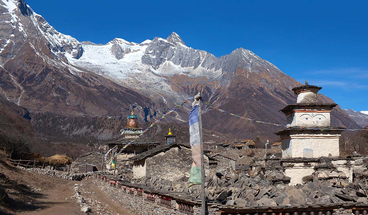 Manaslu Circuit Trek